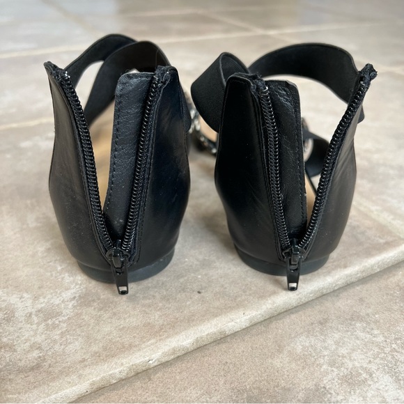 Rampage Flats with Criss Cross Detail - Picture 4 of 8